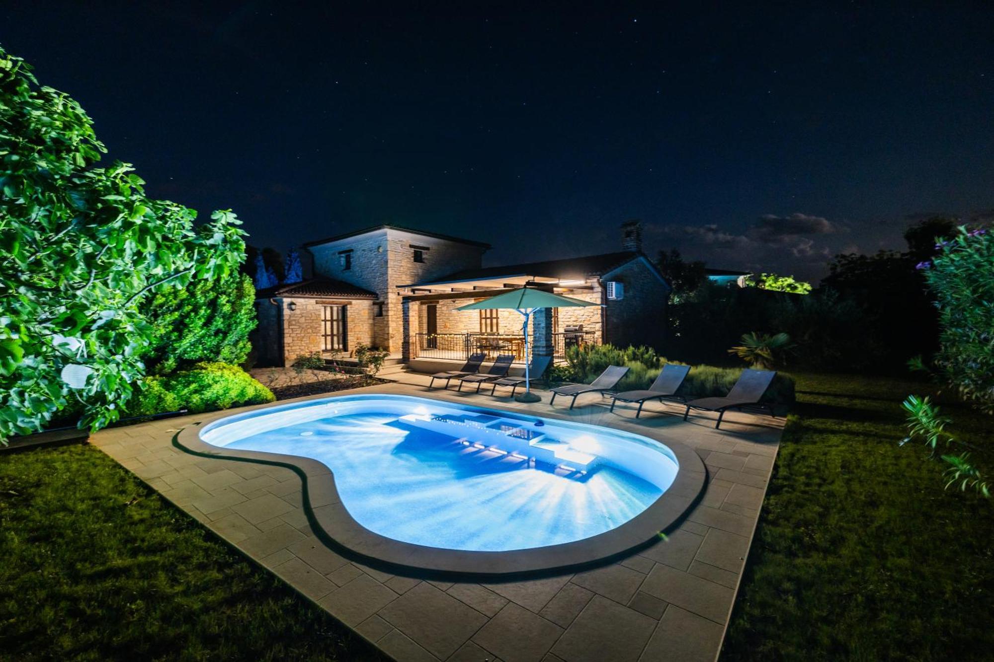 Villa Jurinea In Istrien Mit Pool Barat  エクステリア 写真