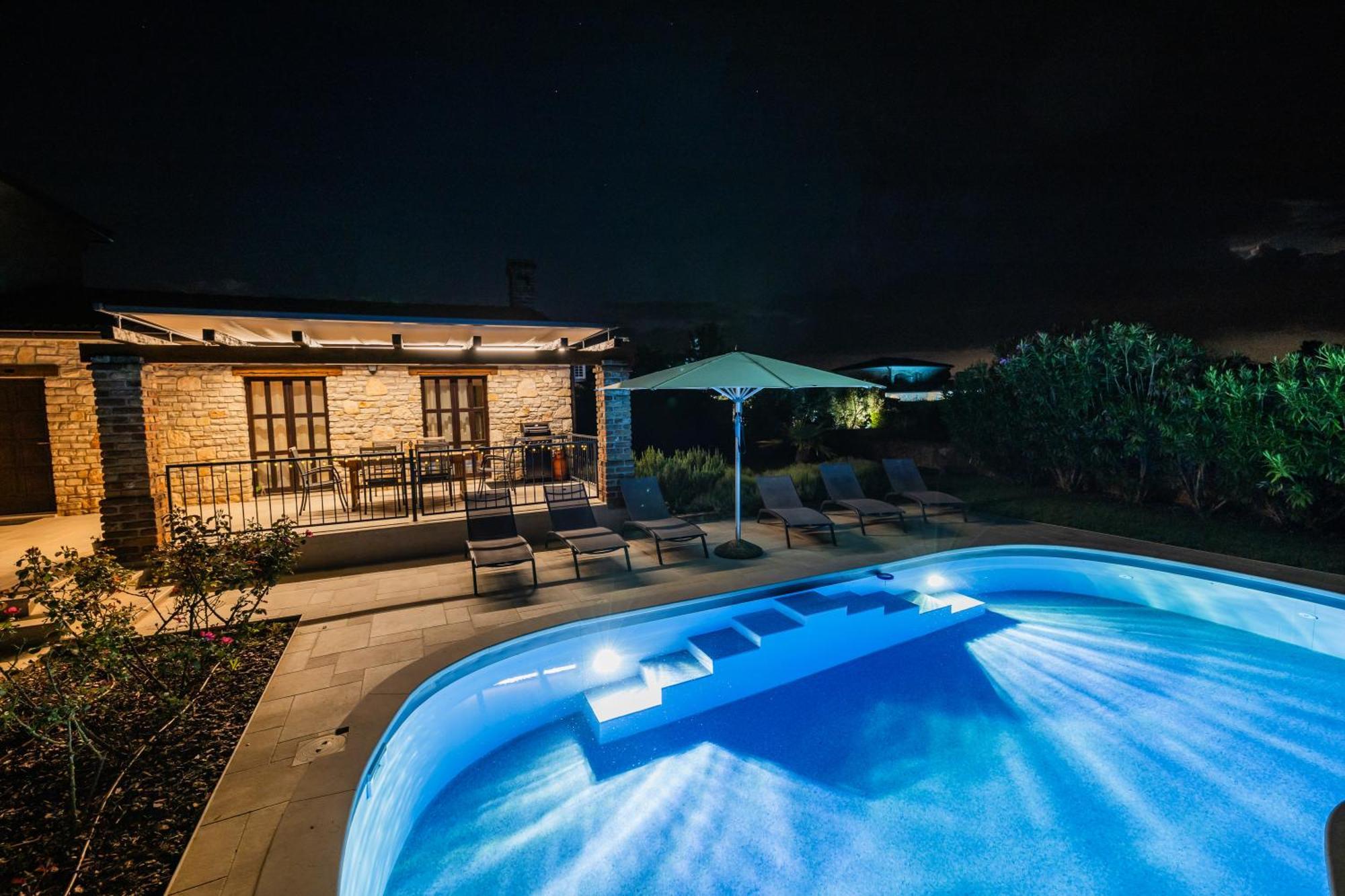 Villa Jurinea In Istrien Mit Pool Barat  エクステリア 写真